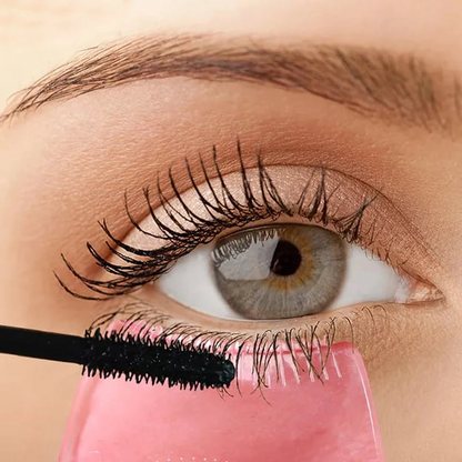 3-in-1 Mascara Guard & Eyelash Applicator – No More Smudges!